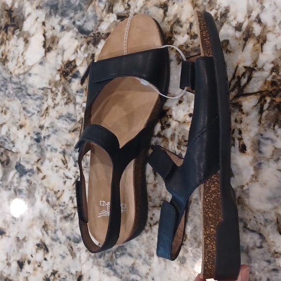 Dansko Wedge Strappy Black Leather Upper Sandals NEW  EU 37 - Picture 10 of 14